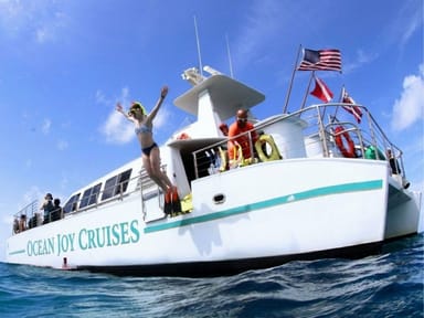 Wai’anae Coast All-Inclusive Snorkeling Cruise and Buffet for Two