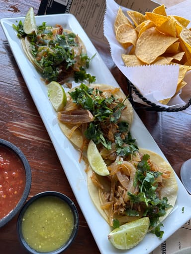 Historic Old Sacramento Walking Food Tour