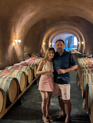 Napa’s Hidden Gems: Small Group Winery Tour for Two with Lunch