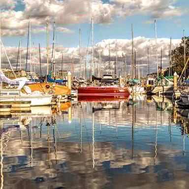 Romantic Dinner and Wine Duffy Boat Cruise