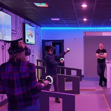 Virtual Reality Date Night Gaming Experience