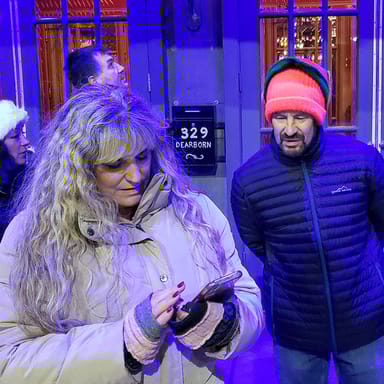 Chicago Scavenger Hunt - The Loop and River North