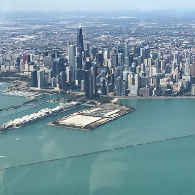 Scenic Chicago Airplane Tour