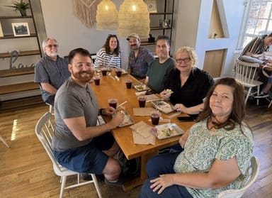 Cobblestones and Croissants: A Morning Food Tour in Georgetown