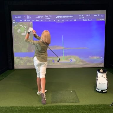 9 Hole Golf Simulator Playing Lesson