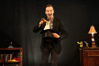 Outta Control Magic Dinner Show at WonderWorks Orlando