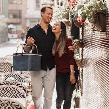 South End Charlotte Mystery Picnic for Two 1