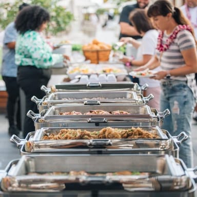 Pāʻina Waikīkī Luau and Show with Welcome Mai Tai