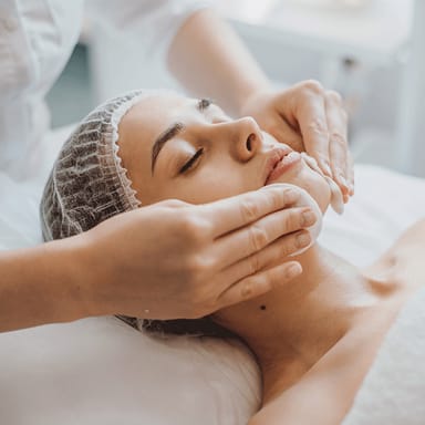 Refreshing HydraFacial at Skin Beauty Bar