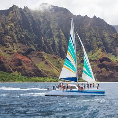 Napali Coast Morning Snorkel and All-Inclusive Sailing Adventure