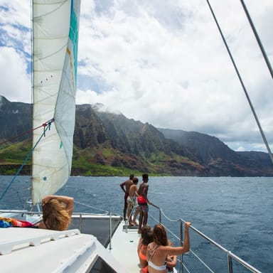 Napali Coast Morning Snorkel and All-Inclusive Sailing Adventure