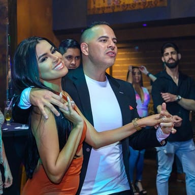 South Beach Salsa Lesson with Appetizers and Refreshing Mojitos