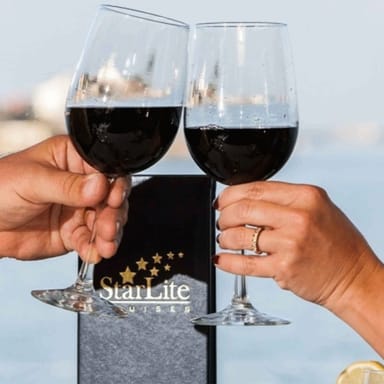 StarLite Sapphire Yacht Scenic Dinner Cruise