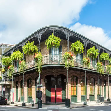 New Orleans Happy Hour Ghost Tour