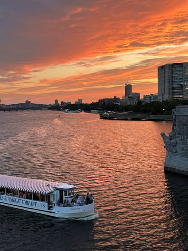 Charles River Sunset Cruise in Cambridge