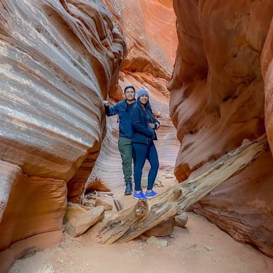 Private Slot Canyon Hike and Sunset Tour
