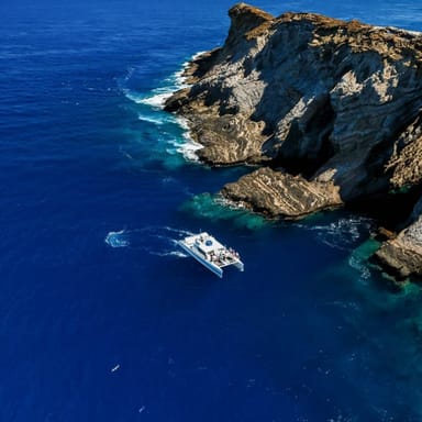 Full-Day Nihau and Napali Coast All-Inclusive Catamaran Cruise and Snorkeling