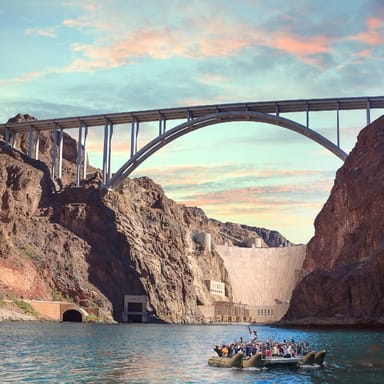 All-Inclusive Hoover Dam Tour and Float Trip