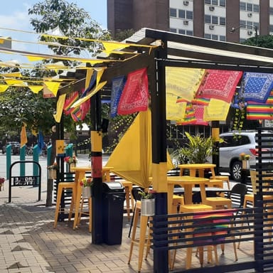 Bites of the World: Uptown Street Food Tour