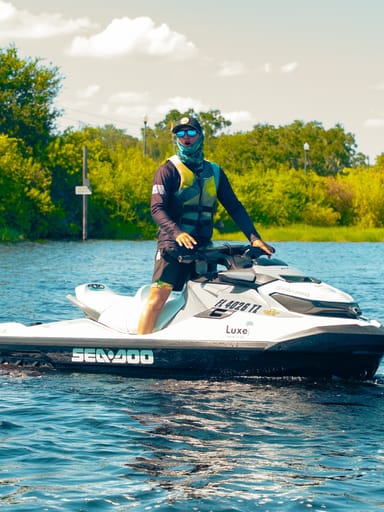 Thrilling Jet Ski Rental in Orlando’s Lake District