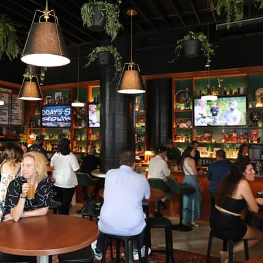 Ultimate Sports Watch Party at X-Golf Brooklyn