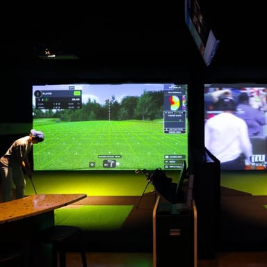 All-Inclusive Guys' Night Out Golf Simulator Experience at X-Golf Brooklyn