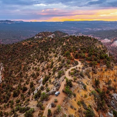 Hidden Zion Cliffs Sunset Jeep Tour